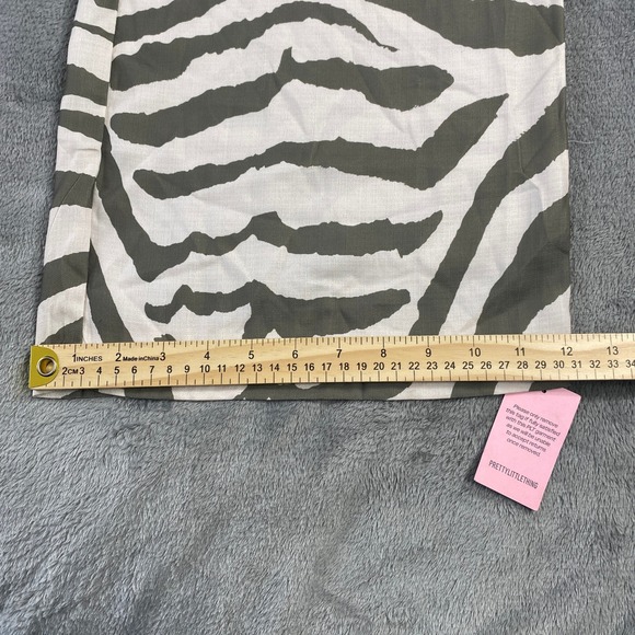 PrettyLittleThing Zebra Print Oversized Wide Leg High Waist Boho Trousers Sz 4 - Picture 5 of 15